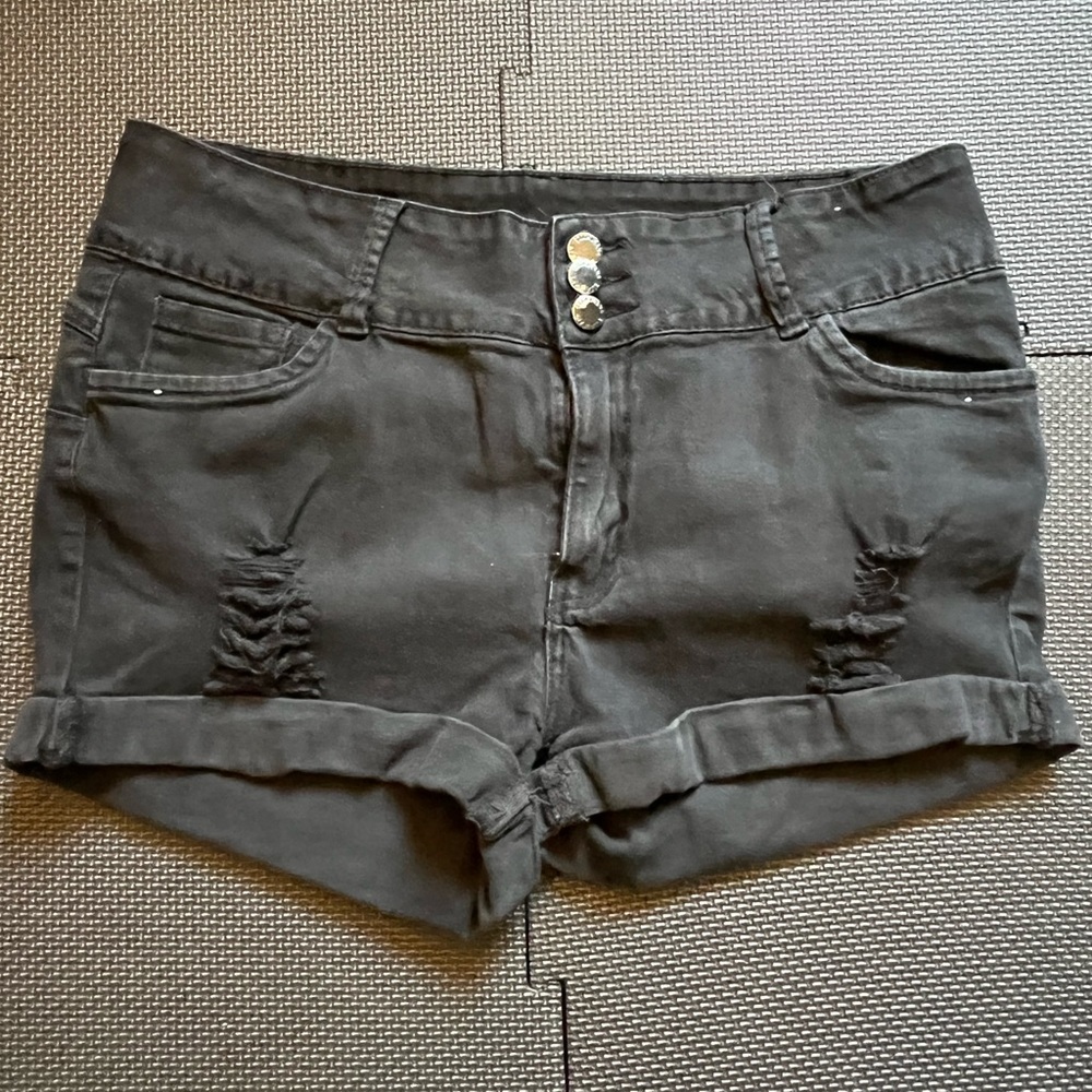 Ella Jeans size 17 Black Denim Shorts